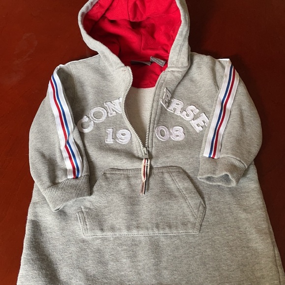 Converse onesie size 18M - Picture 5 of 13